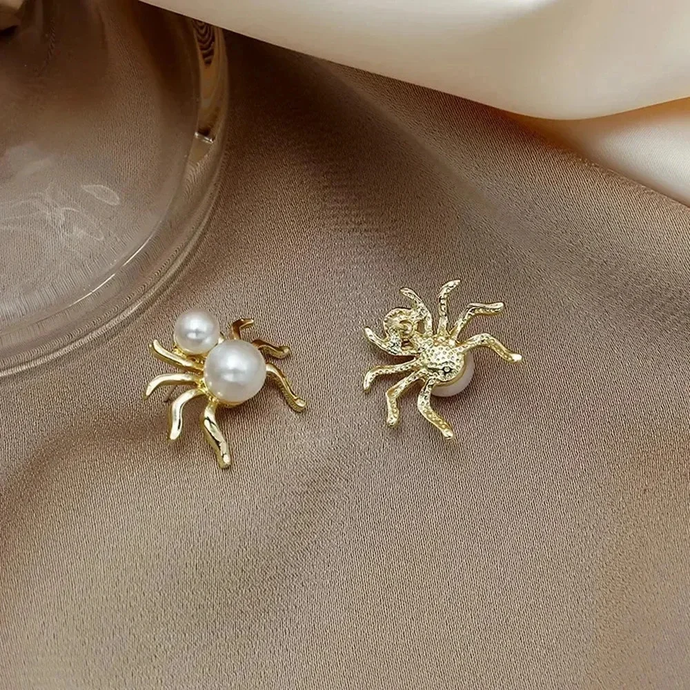 Faux Pearl Halloween Spider Earrings Personalized Creative Gold Tone - Picture 4 of 5